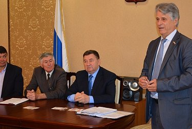 Сельчане просят помочь в сбыте продукции личных подворий